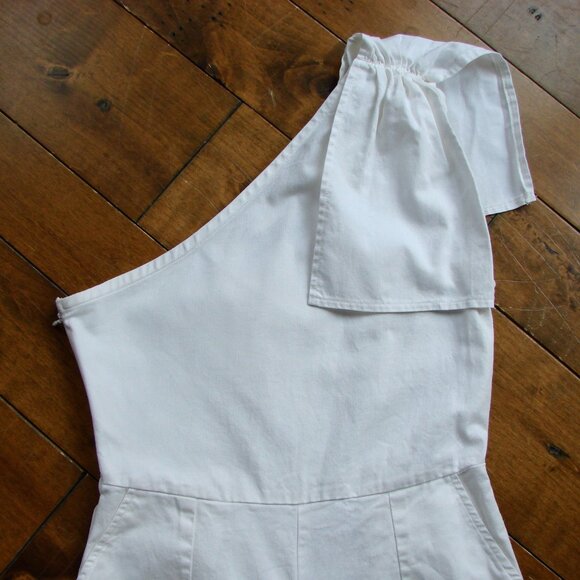 White One Shoulder Jumpsuit Sleeveless Cropped Ankle Pretty Little Thing Size 4 - Picture 5 of 14
